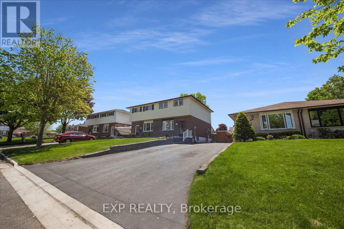 Residential in Oshawa (Eastdale) 2