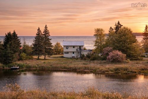 274 Masons Beach Rd, Masons Beach, NS, B0J2C0 | Card Image