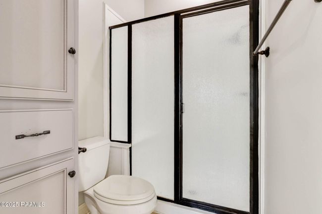 18-web-or-mls-110 Yorkshire Circle-17 | Image 17