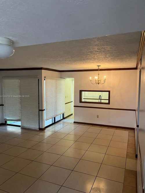 1021g-1021 Adams Ave, Homestead, FL, 33034-3690 | Card Image