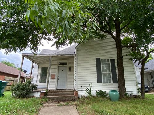 306 N Cleveland Ave, Sherman, TX, 75090-6312 | Card Image