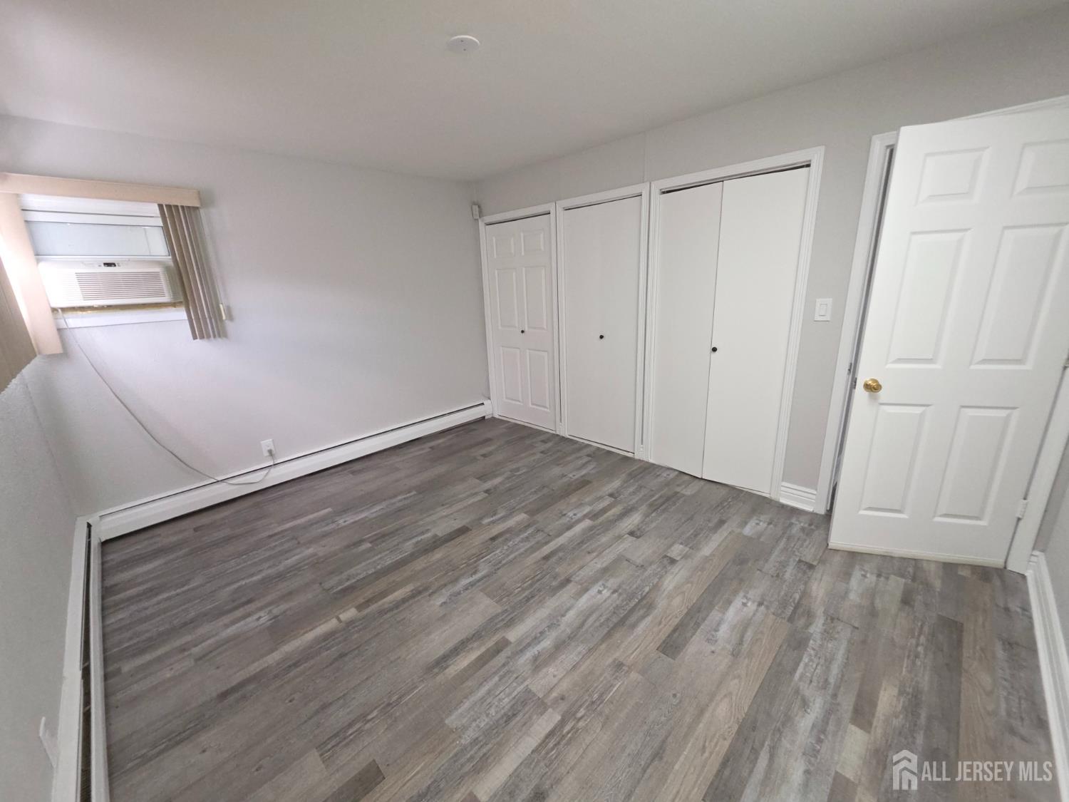 Residential Lease in Edison 3