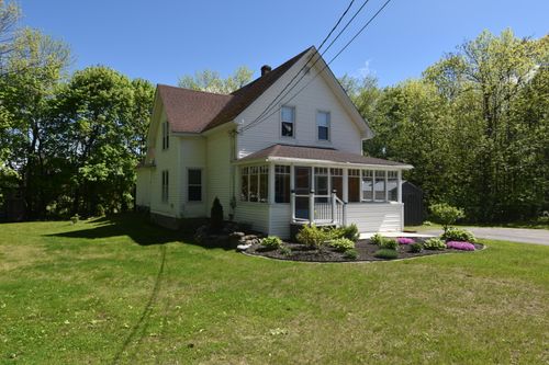 164 Nichols Street, Pittsfield, ME, 04967 | Card Image