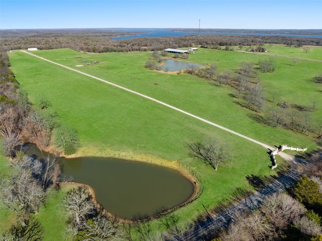 Front pond is only shared pond. | Image 17