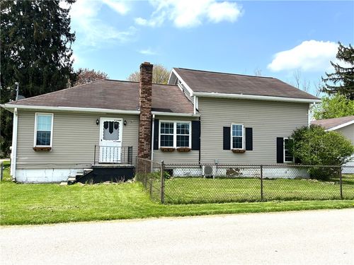 420 S Church St, Harrisville, PA, 16038-1656 | Card Image