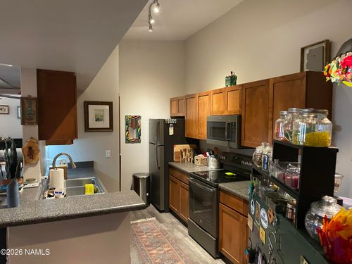 255-1385 W University Ave, Flagstaff, AZ, 86001-7131 | Card Image