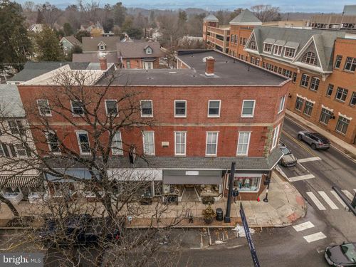107 W State St, KENNETT SQUARE, PA, 19348-3020 | Card Image