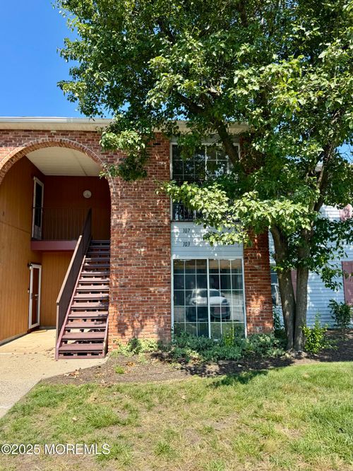 103 Frontier Way, Tinton Falls, NJ, 07753-7815 | Card Image