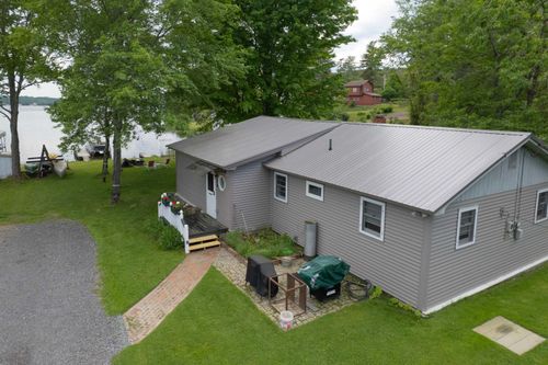 10 Old Town Road, Castleton, VT, 05735 | Card Image