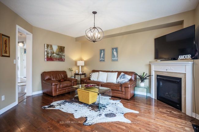 462 Reeves Way Blvd, House other with 4 bedrooms, 4 bathrooms and 3 parking in Stouffville ON | Image 8