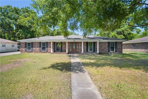 609 Oakmont St, Saraland, AL, 36571-3249 | Card Image