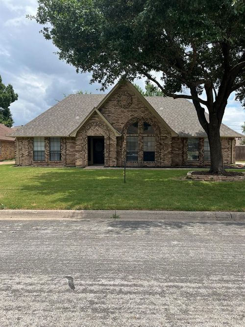 5620 Guadalajara Dr, North Richland Hills, TX, 76180-6556 | Card Image