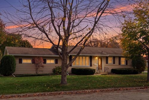 217 S Maple St, La Crescent, MN, 55947-1253 | Card Image