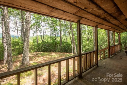 10-585 Bonfire Dr, Franklin, NC, 28734 | Card Image