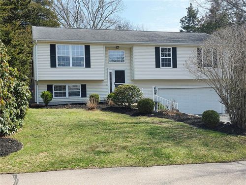 12 Butterfly Dr, Westerly, RI, 02891-3213 | Card Image