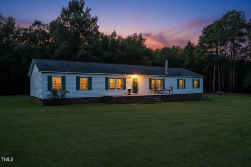 367 Water Oak Ln, Newton Grove, NC, 28366-6117 | Card Image