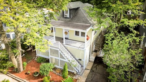 15 Murray Hill Rd, Medford, MA, 02155-1962 | Card Image