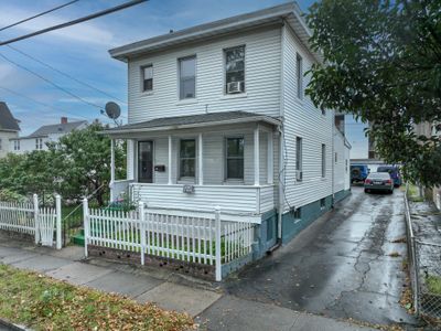 113 Francis Avenue, House other with 3 bedrooms, 3 bathrooms and null parking in Hartford CT | Image 1