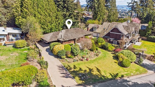 2665 Rosebery Avenue, House other with 4 bedrooms, 2 bathrooms and 2 parking in West Vancouver BC | Image 21