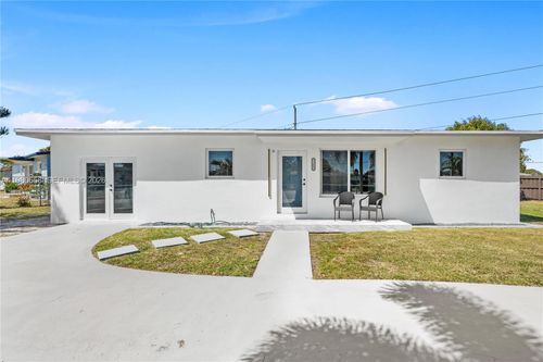 11805 Sw 185th St, Miami, FL, 33177-3264 | Card Image