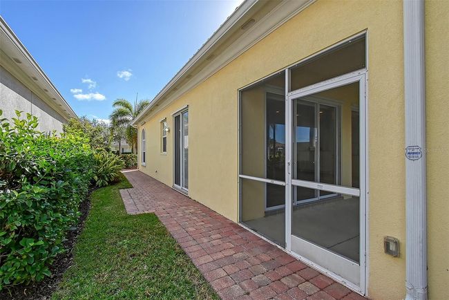 5759 Benevento Dr, House other with 3 bedrooms, 3 bathrooms and null parking in SARASOTA FL | Image 45