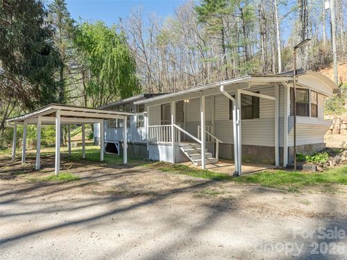 40 Morning Dove Ln, Flat Rock, NC, 28731-6628 | Card Image