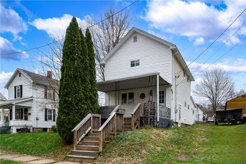 618 Riverside Ave, Grove City, PA, 16127-1820 | Card Image