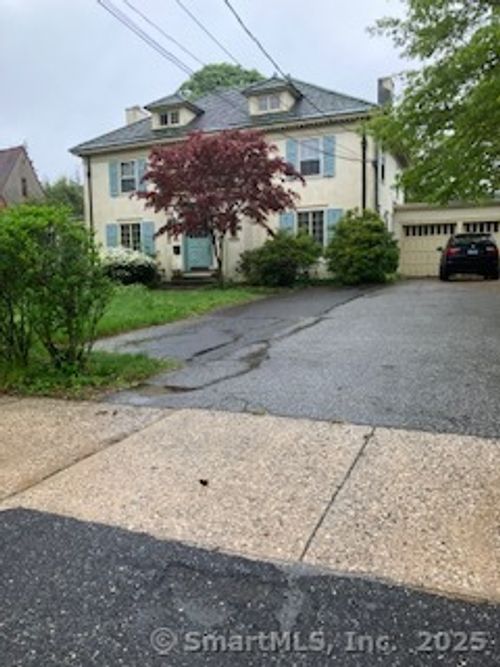 155 Brooklawn Ave, Bridgeport, CT, 06604-2011 | Card Image