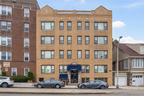 b2-6405 Kennedy Blvd, West New York, NJ, 07093-4163 | Card Image