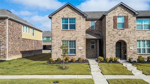 2817 Bellflower Dr, Mesquite, TX, 75150-4002 | Card Image