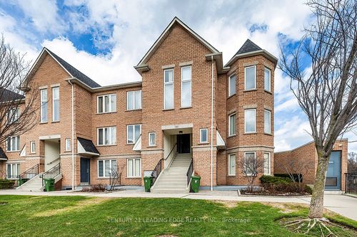 201-80 Aerodrome Cres, East York, ON, M4G4J1 | Card Image