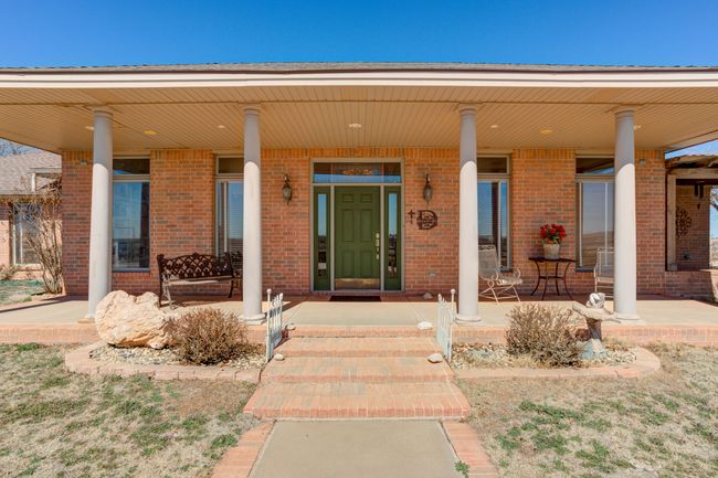 14101 E Fm 1527, Home with 3 bedrooms, 4 bathrooms and null parking in Lorenzo TX | Image 11