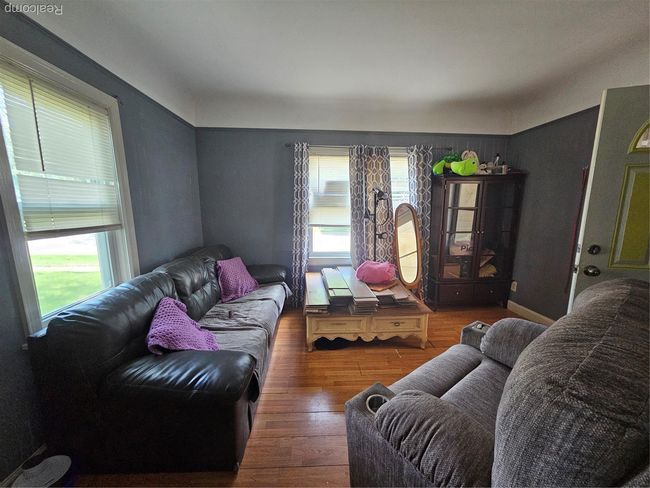 Living Room | Image 5