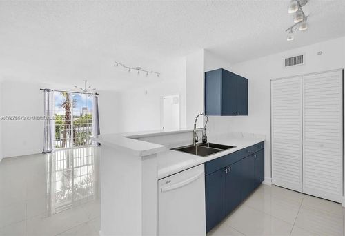 apt-505a-1919 Van Buren St, Hollywood, FL, 33020-7815 | Card Image