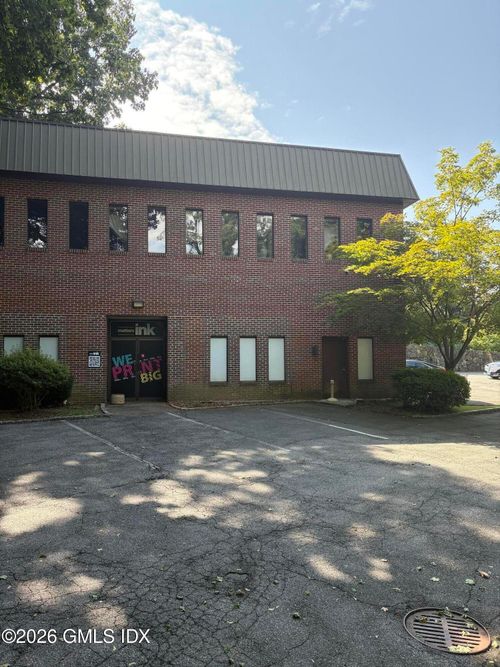 3-544 Old Post Road, Greenwich, CT, 06830 | Card Image