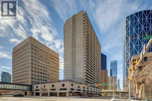 221 6 Ave Se, Calgary, AB, T2G4Z9 | Card Image