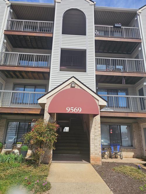 403-9569 Coggs Bill Dr, MANASSAS, VA, 20110-7070 | Card Image