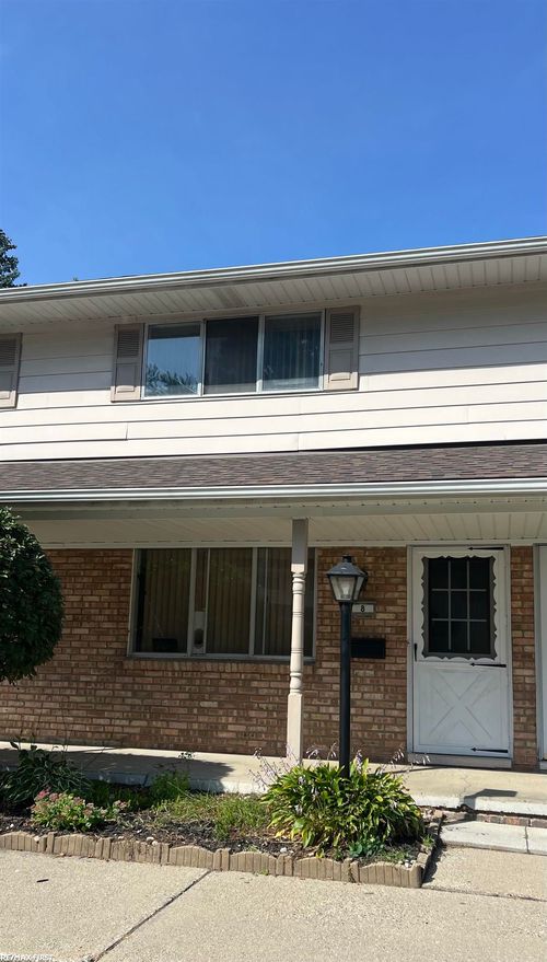 25691 S River Rd, Harrison Township, MI, 48045-5633 | Card Image