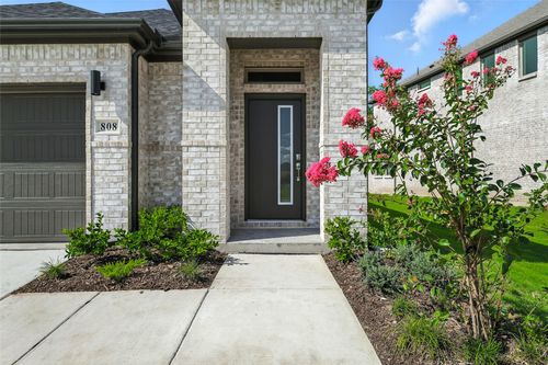 808 Pine Beach Dr, Mckinney, TX, 75071-1152 | Card Image