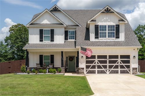 3025 Wynn Way, Opelika, AL, 36804-7915 | Card Image