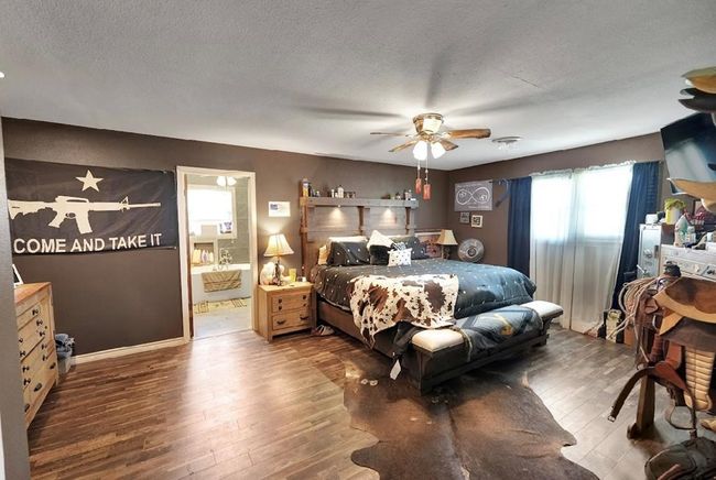 7605 N Service Rd, House other with 3 bedrooms, 2 bathrooms and 2 parking in Big Spring TX | Image 12