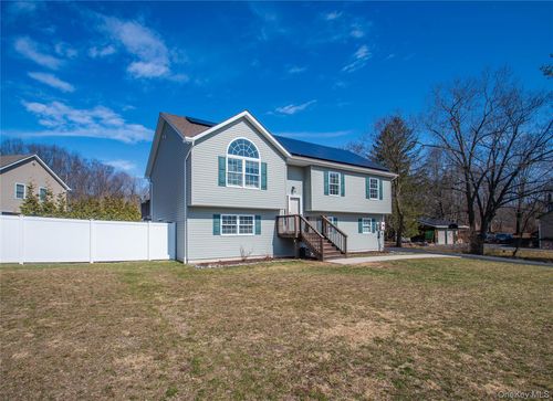 3 Shoddy Hollow Rd, Otisville, NY, 10963-2819 | Card Image