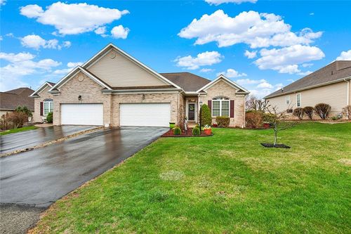 222 Denali Dr, Latrobe, PA, 15650-2412 | Card Image