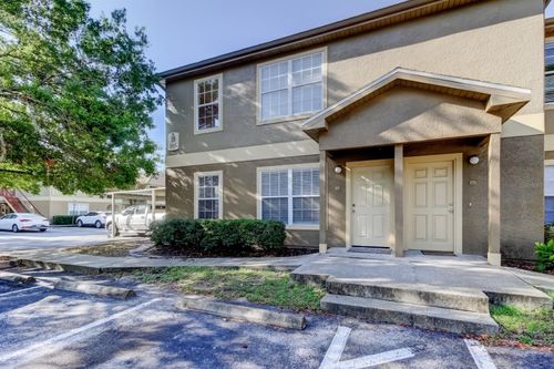 unit-103-5915 Brickleberry Ln, ZEPHYRHILLS, FL, 33541-0943 | Card Image