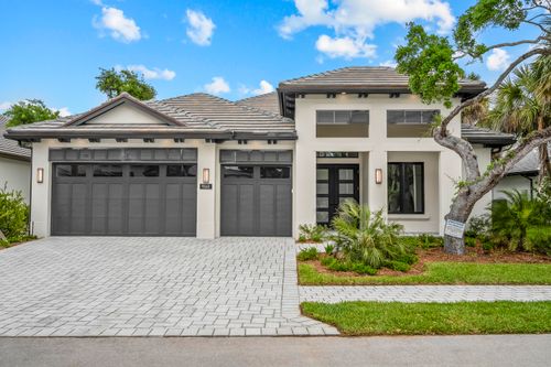 9160 Seaglass Ct, Vero Beach, FL, 32963-4111 | Card Image