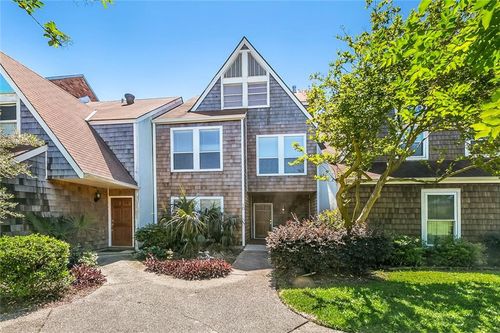 10 Mariners Cove North Cove, New Orleans, LA, 70124 | Card Image