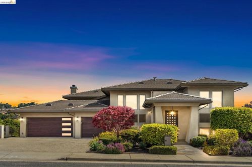 13454 Campus Dr, Oakland, CA, 94619-3710 | Card Image