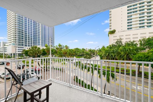 304-95 N Birch Rd, Fort Lauderdale, FL, 33304-4341 | Card Image