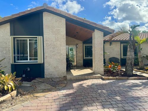 6905 Sw 148th Ct, Miami, FL, 33193-1048 | Card Image