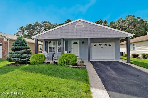 73 Chesterfield Ln, Toms River, NJ, 08757-6509 | Card Image